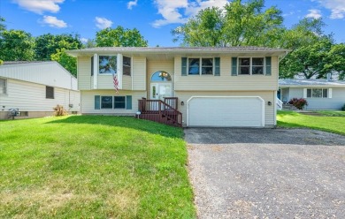 Lake Home For Sale in Mchenry, Illinois