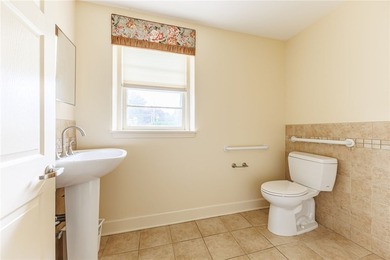Welcome to this spacious and versatile 2,262 sq. ft. Cape Cod - photo 17
