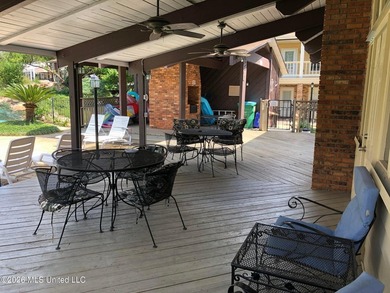 Opportunity knocks! This home is ready for a complete renovation - photo 17