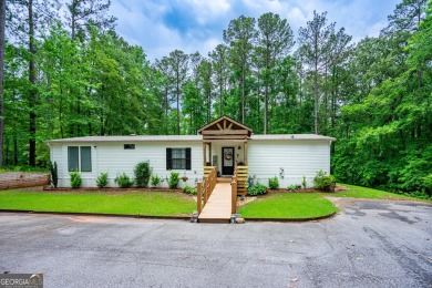 Lake Home For Sale in Five Points, Alabama