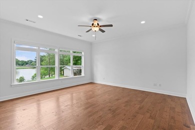 Luxury lakefront living in the highly sought-after Headland - photo 23