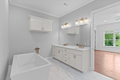 Luxury lakefront living in the highly sought-after Headland - photo 26