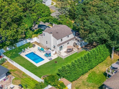 Beautiful West Islip Colonial on a huge double lot with - photo 28