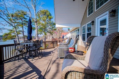 This one level lake front home offers 3 bedrooms and 2 full - photo 33