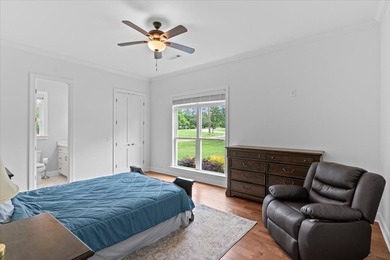 Luxury lakefront living in the highly sought-after Headland - photo 33