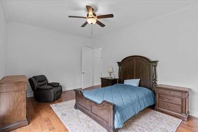 Luxury lakefront living in the highly sought-after Headland - photo 34