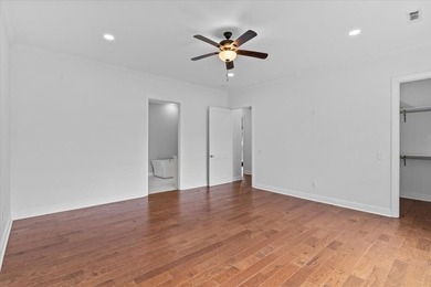 Luxury lakefront living in the highly sought-after Headland - photo 37