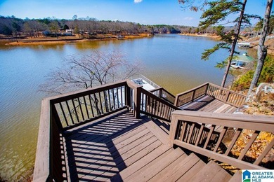 This one level lake front home offers 3 bedrooms and 2 full - photo 40