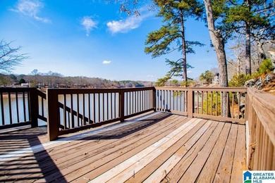 This one level lake front home offers 3 bedrooms and 2 full - photo 42