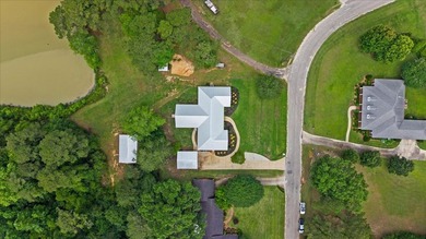 Luxury lakefront living in the highly sought-after Headland - photo 43