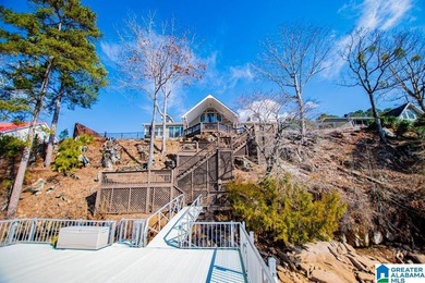 This one level lake front home offers 3 bedrooms and 2 full - photo 45