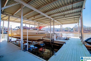 This one level lake front home offers 3 bedrooms and 2 full - photo 47