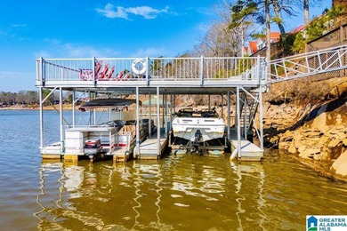 This one level lake front home offers 3 bedrooms and 2 full - photo 48