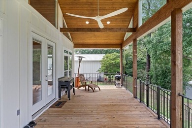 Luxury lakefront living in the highly sought-after Headland - photo 48
