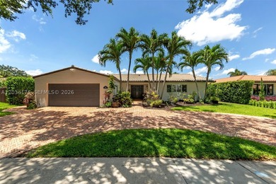 (private lake, pond, coastal) Home Active Under Contract in Miami Lakes Florida