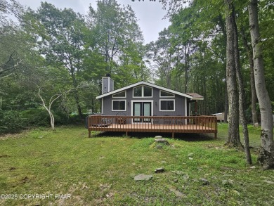 Lake Home For Sale in Pocono Lake, Pennsylvania