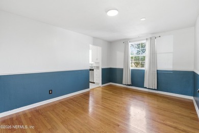Welcome to this hidden gem in Jacksonville's desirable Southside - photo 3