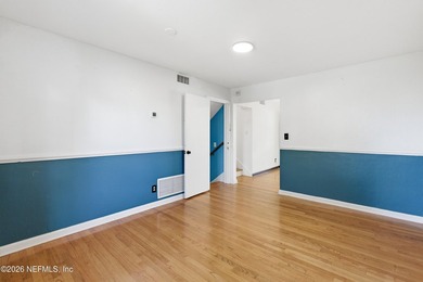 Welcome to this hidden gem in Jacksonville's desirable Southside - photo 4
