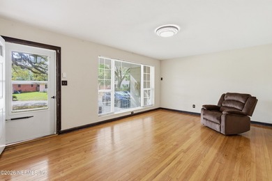 Welcome to this hidden gem in Jacksonville's desirable Southside - photo 6