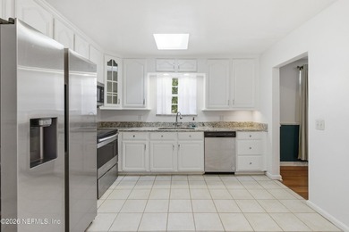 Welcome to this hidden gem in Jacksonville's desirable Southside - photo 8