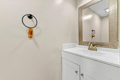 Welcome to The Hamptons! This charming 2-story home offers 3 - photo 10
