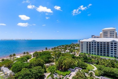 A truly exceptional opportunity at Grand Bay Tower. This - photo 2