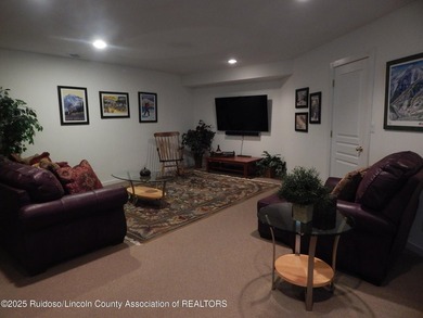 Luxury 4-Bedroom Home at Alto Lakes Golf & Country Club, Alto - photo 10
