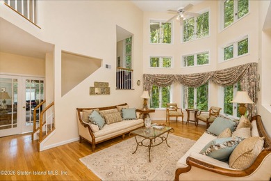 Luxury Cul-de-Sac Retreat with Exceptional Space and - photo 18
