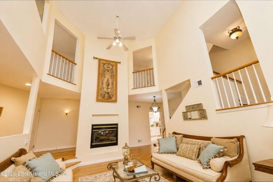 Luxury Cul-de-Sac Retreat with Exceptional Space and - photo 21