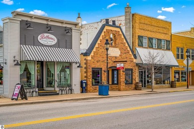 100 feet of direct waterfront Frontage! Don't miss this rare - photo 25
