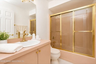 Luxury Cul-de-Sac Retreat with Exceptional Space and - photo 46