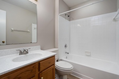 Welcome to 1901 Westwood Drive in the desirable Villages of Oak - photo 33