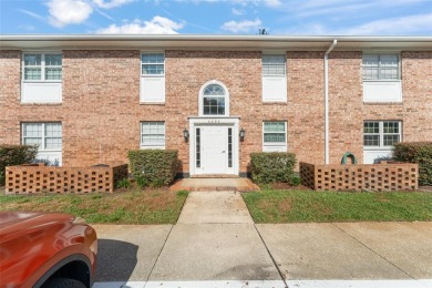 Lake Condo For Sale in Orlando, Florida