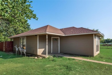 Cedar Creek Lake Home For Sale in Mabank Texas