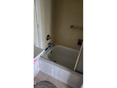 This 2nd floor 1 bedroom, 1 and a half bath, unit has upgraded - photo 14