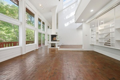 Beautiful modernist inspired home situated on a large wooded lot - photo 16