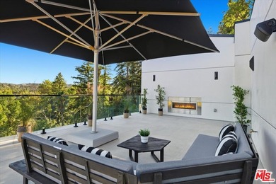 View property nestled in the hills of Encino, this newly - photo 17