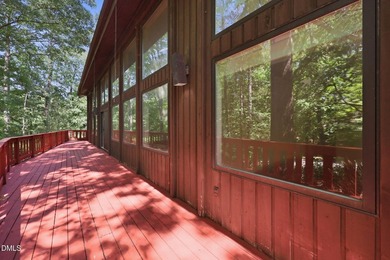 Beautiful modernist inspired home situated on a large wooded lot - photo 19