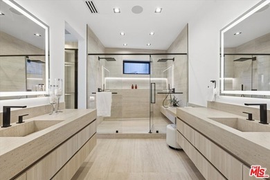View property nestled in the hills of Encino, this newly - photo 20
