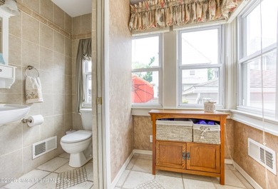 Welcome to 26 Dakota Pl, a single family detached colonial in - photo 31