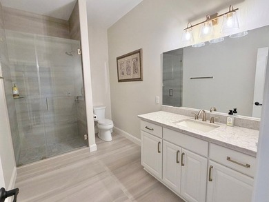 Custom lakefront home with high-end finishes + meticulous - photo 34