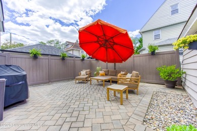 Welcome to 26 Dakota Pl, a single family detached colonial in - photo 37