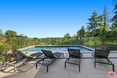 View property nestled in the hills of Encino, this newly - photo 38