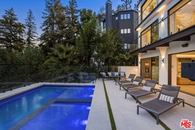 View property nestled in the hills of Encino, this newly - photo 39