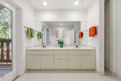 Beautiful modernist inspired home situated on a large wooded lot - photo 41