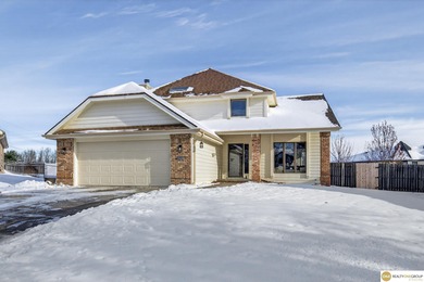 Zorinsky Lake Home For Sale in Omaha Nebraska