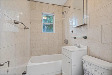 Welcome to 294 Hemlock Street, a classic Brooklyn row house - photo 18
