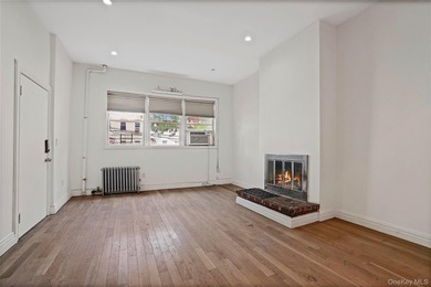 Welcome to 294 Hemlock Street, a classic Brooklyn row house - photo 19