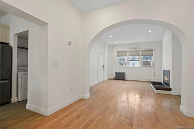 Welcome to 294 Hemlock Street, a classic Brooklyn row house - photo 22
