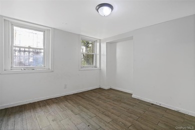 Welcome to 294 Hemlock Street, a classic Brooklyn row house - photo 31